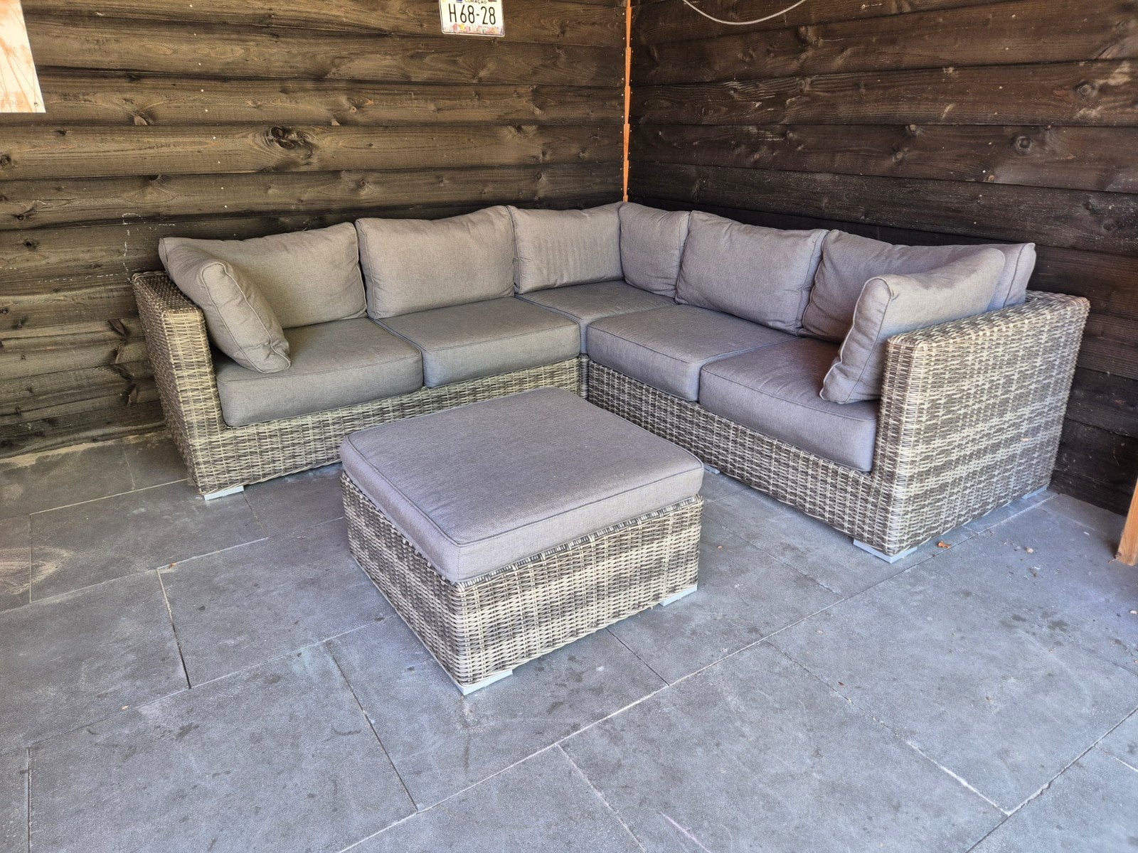 Loungebank met hocker, Ophalen, 5 zitplaatsen, Gebruikt, Bank
