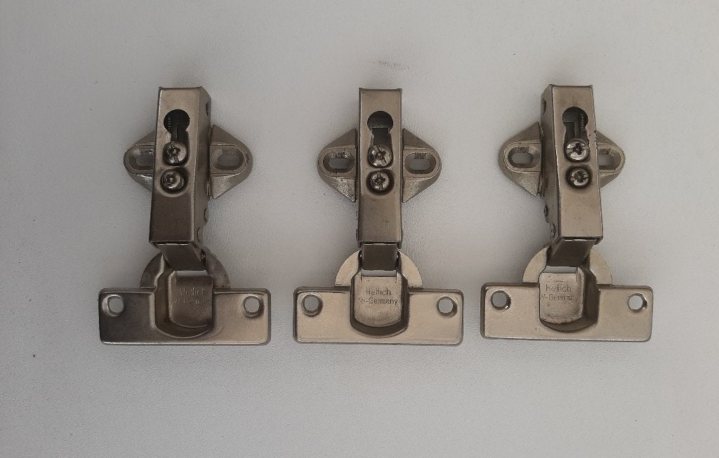 3x Hettich Kastscharnieren, Ophalen, Zo goed als nieuw, Metaal