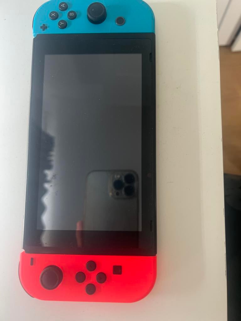 Nintendo Switch met 3 games en Pro Controller, Spelcomputers en Games, Spelcomputers | Nintendo Switch, Zo goed als nieuw, Switch Original