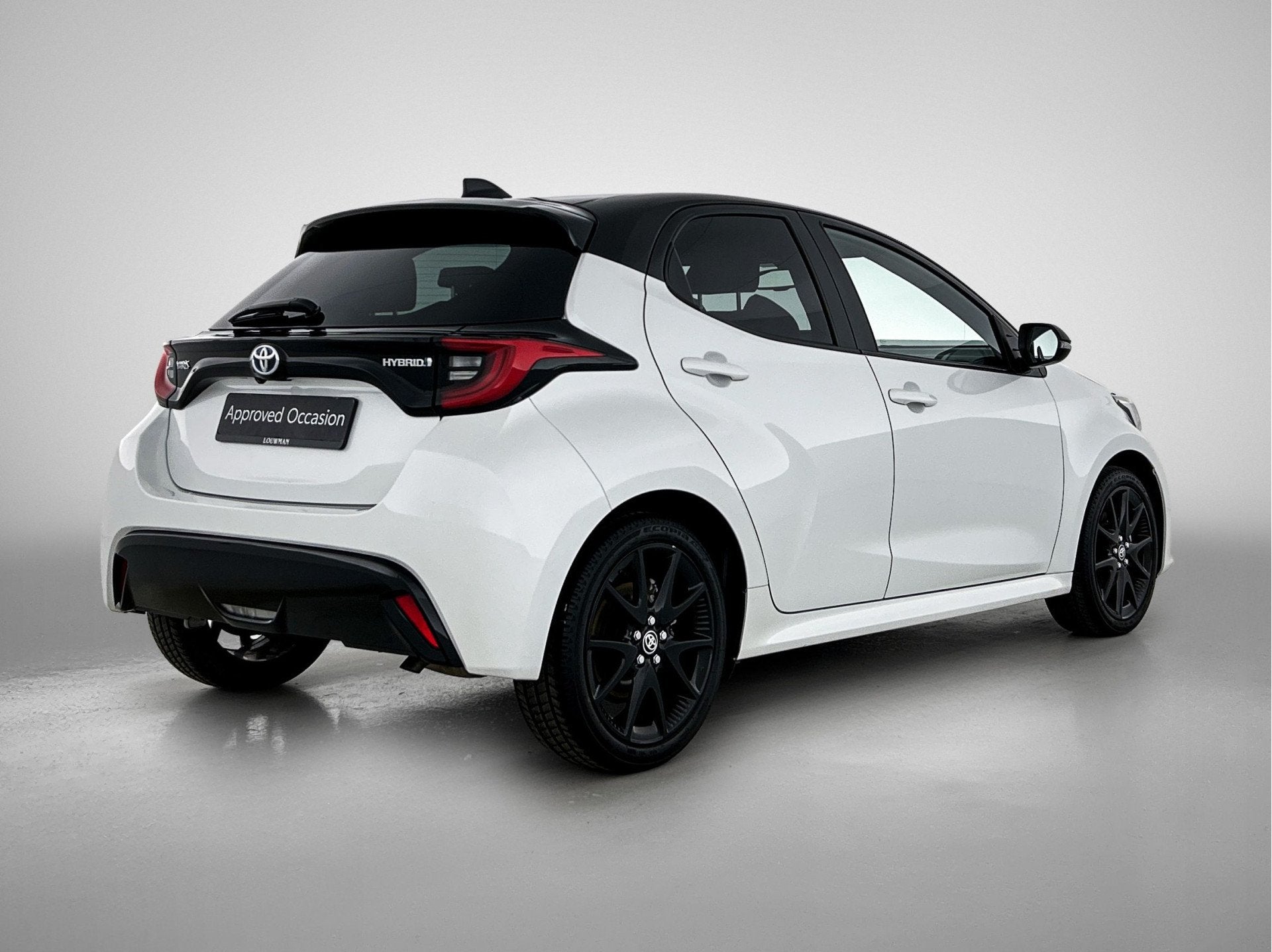 Toyota Yaris 1.5 Hybrid Style | BTW Voertuig | Stoelverwarmi, Auto's, Toyota, 12 maanden, 450 kg, Gebruikt, Wit