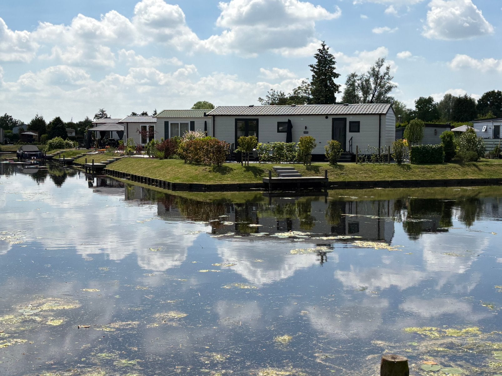 Prachtige Vrije  huurkavels a/h water in Friesland, Tot en met 4