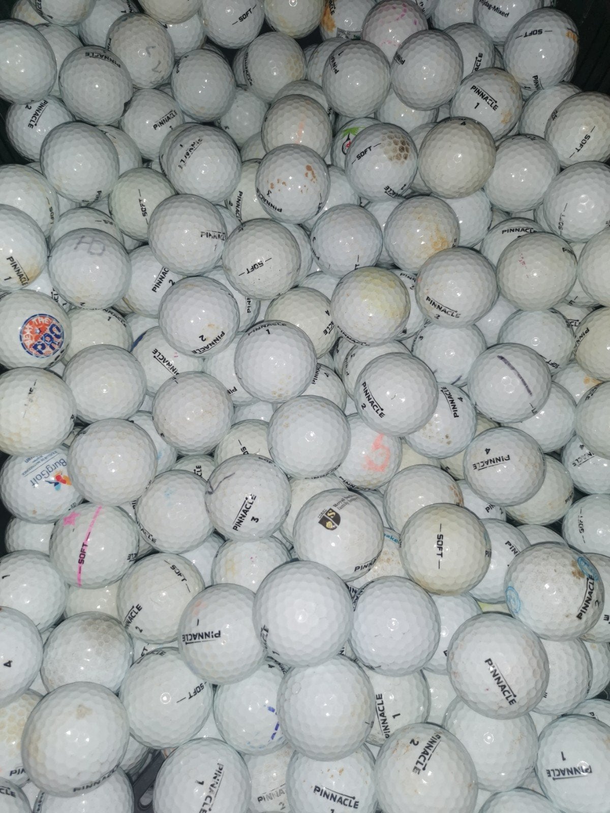Pinnacle soft golfballen 100 stuks, Sport en Fitness, Ophalen of Verzenden