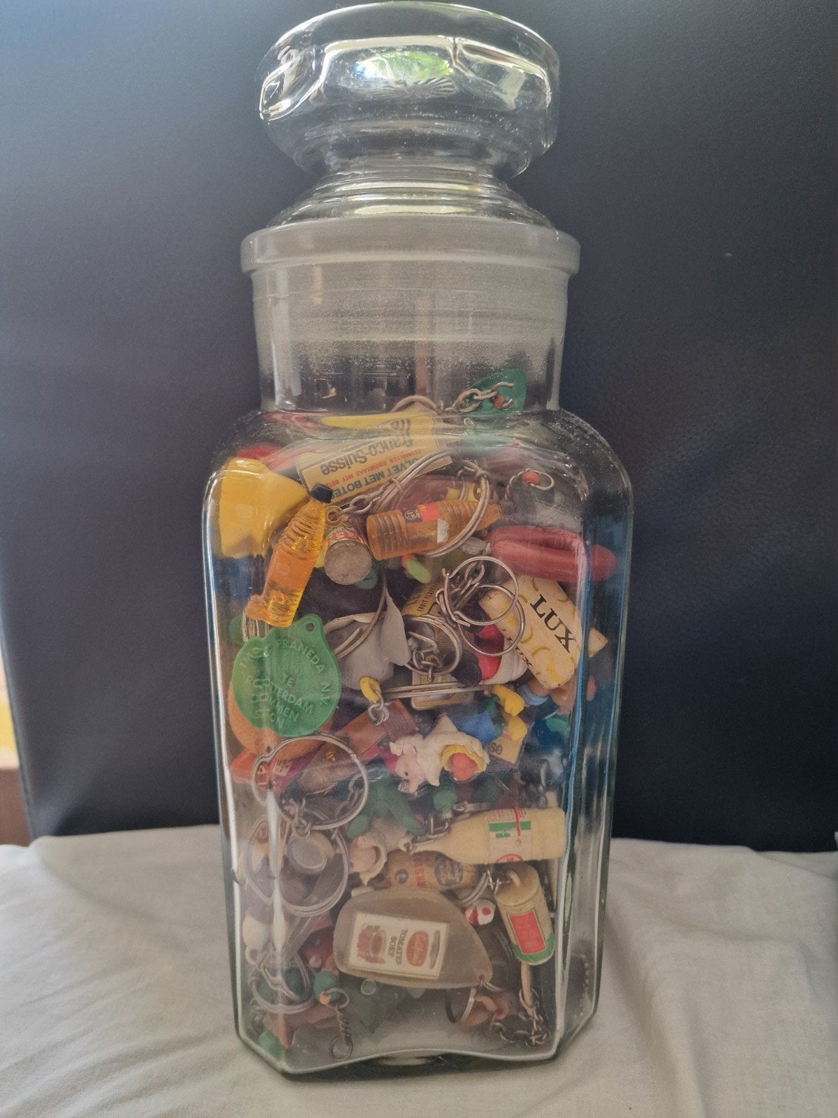 Pot met vintage sleutel hanger, Ophalen of Verzenden, Merk