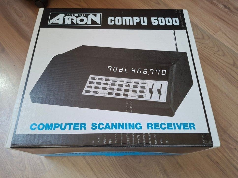 Nieuwe Atron Compu 5000 Scanner - Ongebruikt in doos, Telecommunicatie, Scanners, Ophalen of Verzenden, Nieuw, 30 tot 200 kanalen