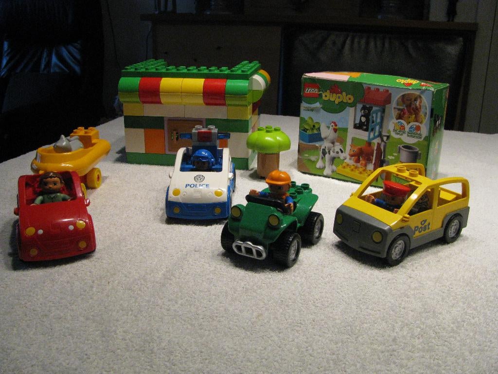 Duplo Lego. Auto's + boot + div bouwstenen + doos 10870, Gebruikt, Overige thema's, Ophalen of Verzenden, Duplo