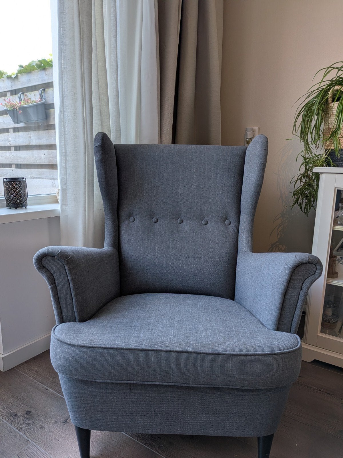 Grijze fauteuil met hoge rugleuning, Gebruikt, Klassiek, Comfortabel, 75 tot 100 cm, Ophalen of Verzenden
