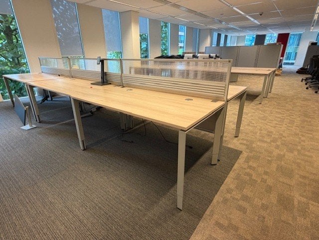 Instelbaar Steelcase Duo Bureau 160x80cm met kabelgoot,60st, 160 cm, Gebruikt, Metaal, Ophalen of Verzenden