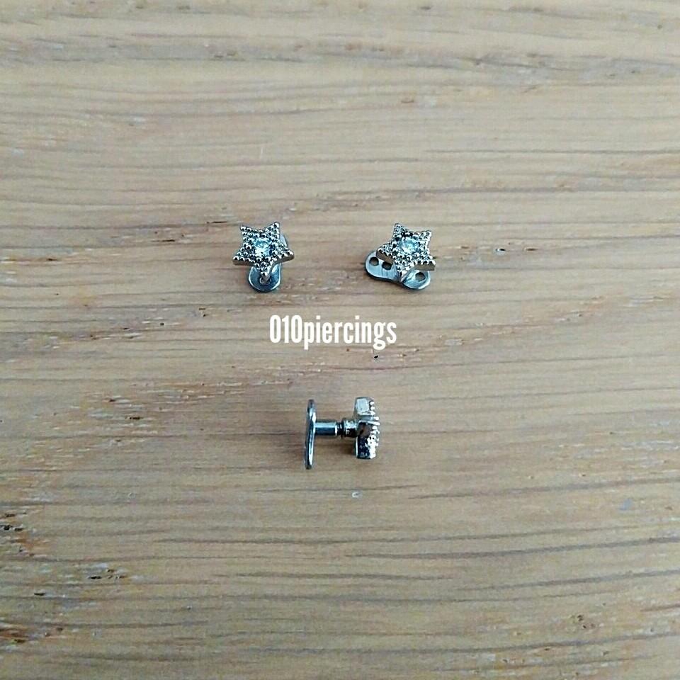 Nieuwe micro dermal. Ster., Ophalen of Verzenden, Zo goed als nieuw, Staal, Oor- of Traguspiercing