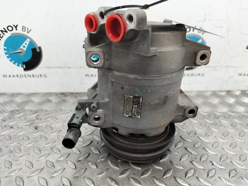 MITSUBISHI L200 AIRCO COMPRESSOR / AIRCOPOMP 2012, Auto-onderdelen, Ophalen of Verzenden, Gebruikt, Stiba lid