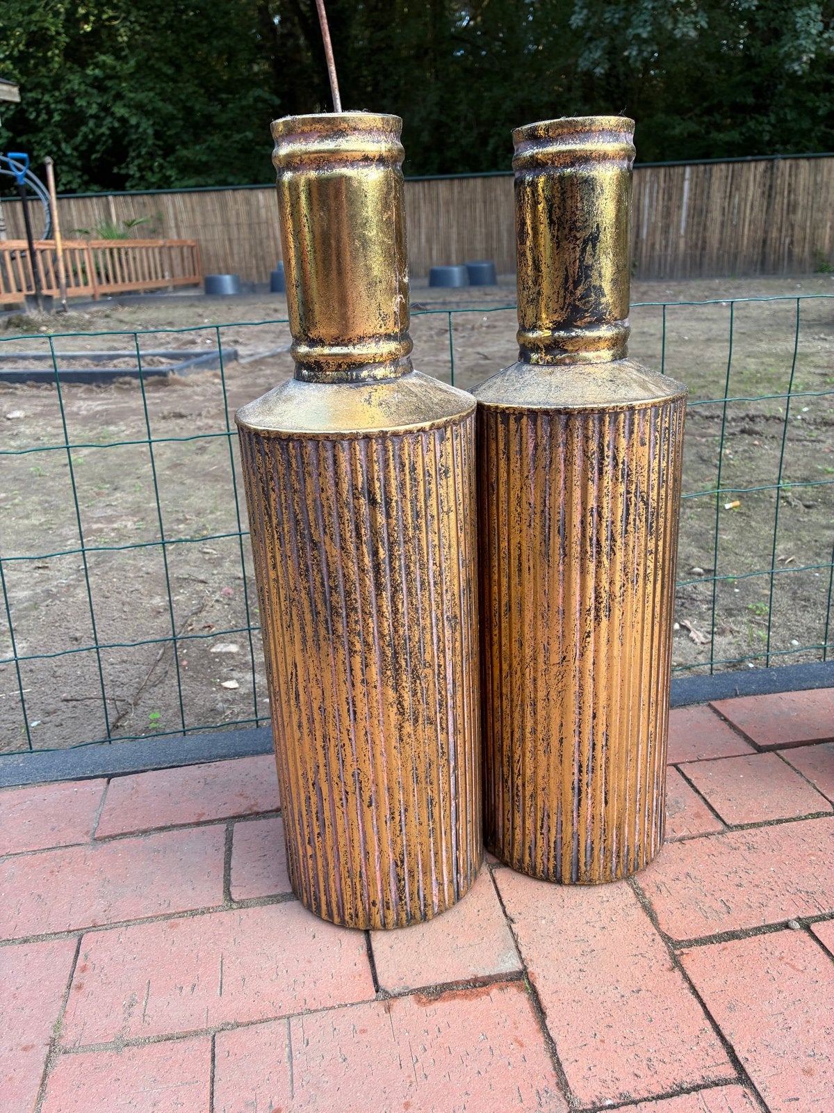 Set van 2 gouden en 2 terracotta vazen, Gebruikt, Rond, Binnen, Metaal