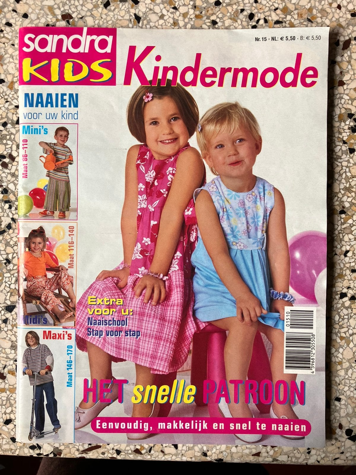Sandra Kids nr. 15 (2010): naaipatronen voor mt 86-170, Hobby en Vrije tijd, Kledingpatronen, Ophalen of Verzenden, Zo goed als nieuw