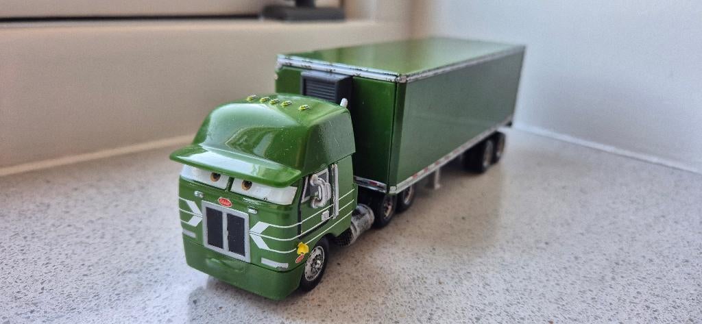 Disney Pixar Cars Gil, Ophalen of Verzenden, Gebruikt