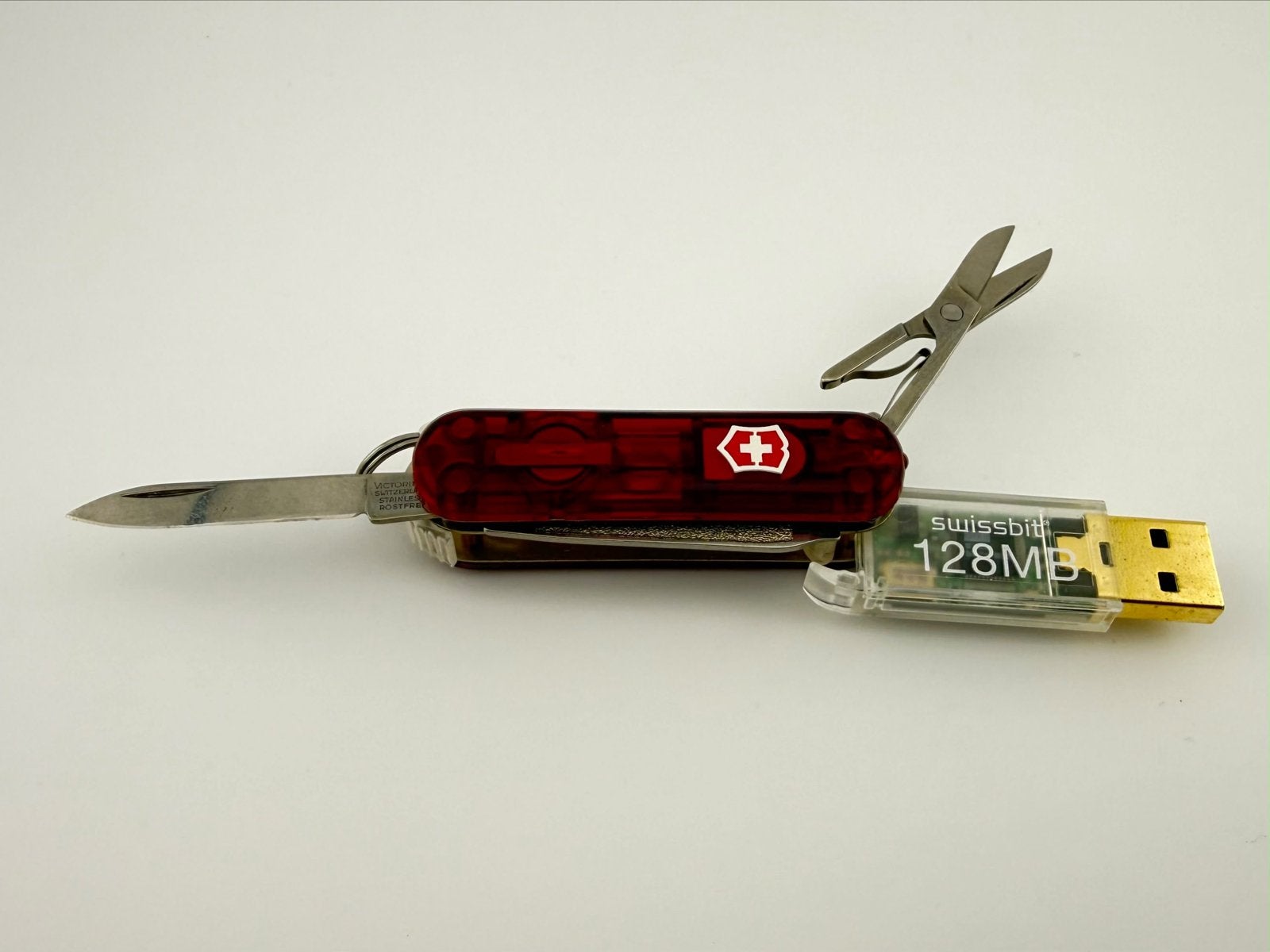 Victorinox SwissMemory SwissFlash USB 128MB Zakmes & USB-, Ophalen of Verzenden