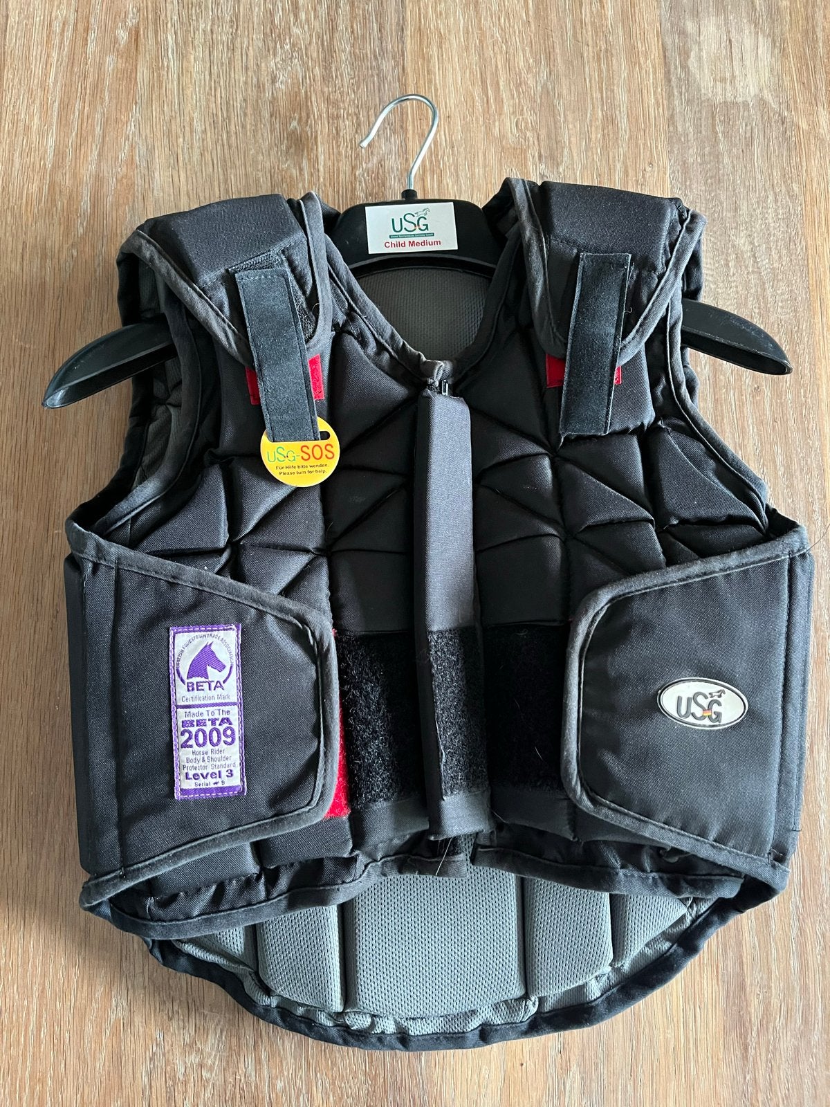 USG bodyprotector kind maat M, Ophalen of Verzenden, Zo goed als nieuw, Springen