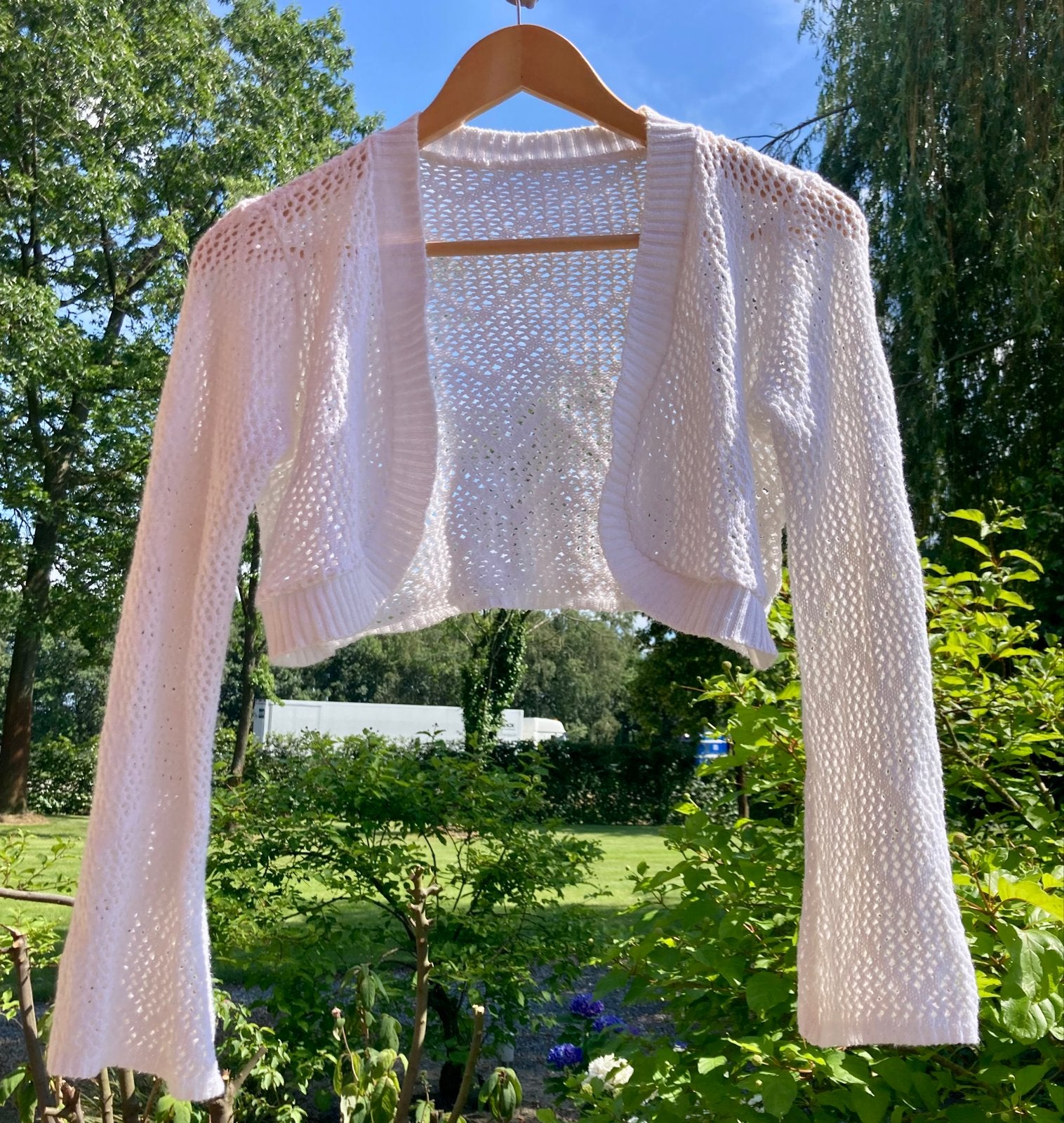 Ibiza Boho Bolero Cropped jasje M - Wit Gehaakt Vestje, Ophalen, Zo goed als nieuw, Maat 38/40 (M), Wit