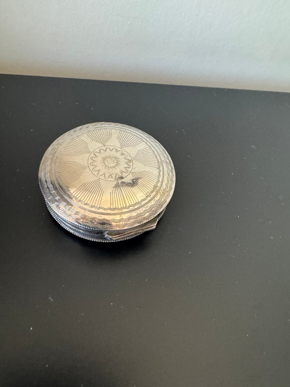 Zilveren pillendoosje, Antiek en Kunst, Ophalen of Verzenden, Goud