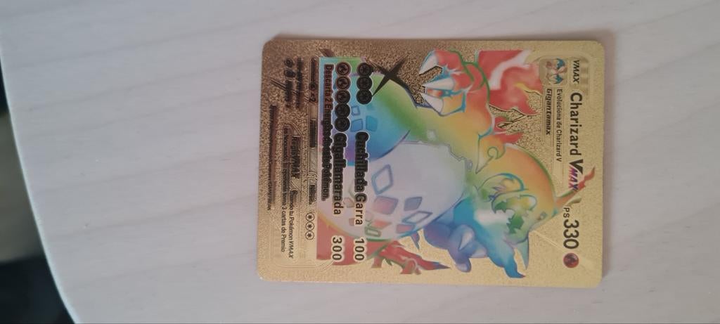 Zeldzame Pokémon Kaart - Charizard rainbow VMAX Goud, Hobby en Vrije tijd, Verzamelkaartspellen | Pokémon, Ophalen, Zo goed als nieuw