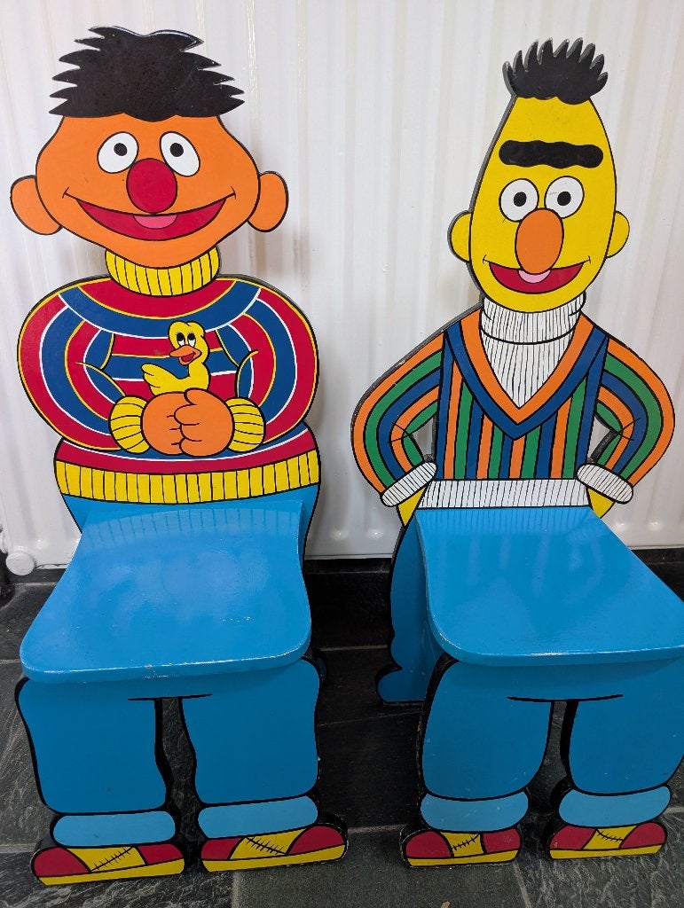 Houten kinderstoelen en tafel Ernie en Bert, Ophalen, Gebruikt, Overige typen