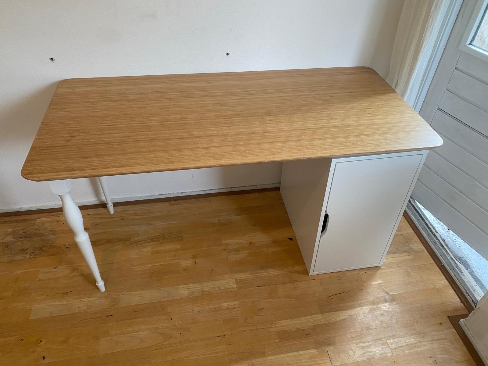 Gratis bureau met opbergruimte en houten blad, Ophalen, Opbergruimte, Gebruikt, Hout
