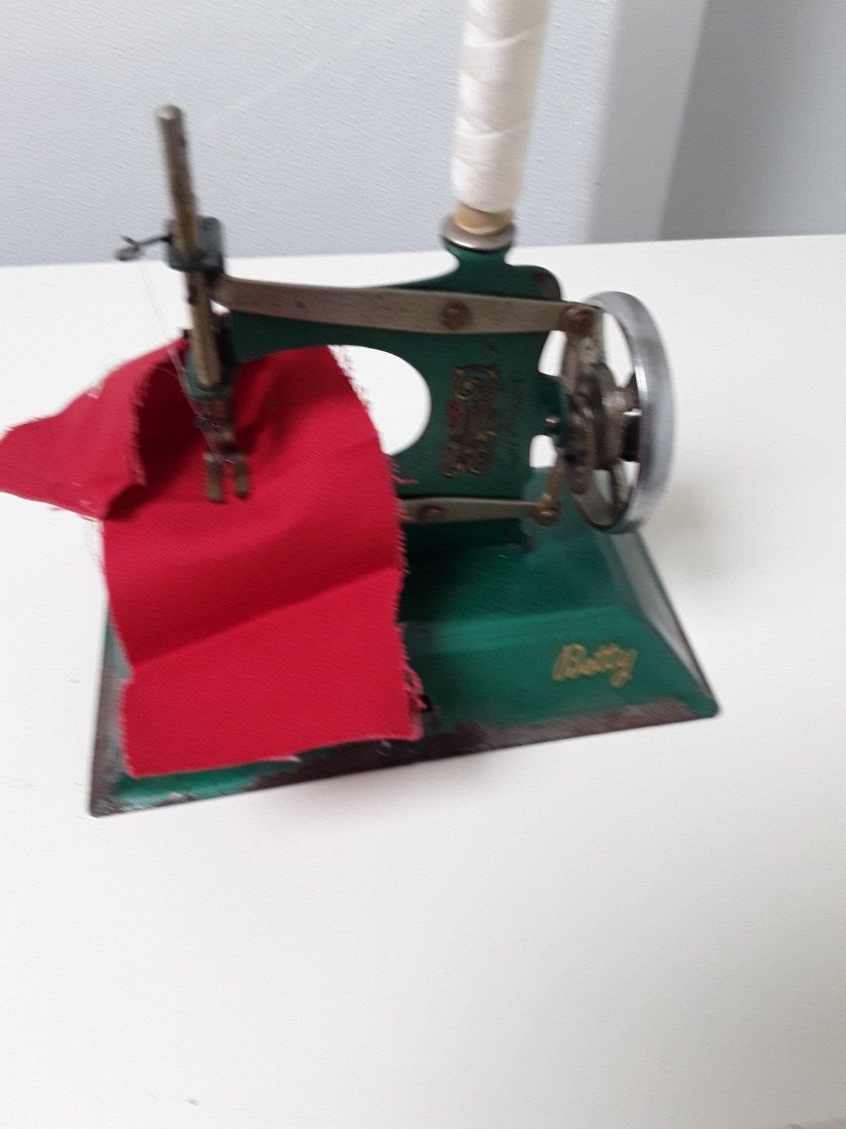 antieke kindernaaimachine uit de jaren zestig, Ophalen of Verzenden, Gebruikt, Naaimachine, Overige merken