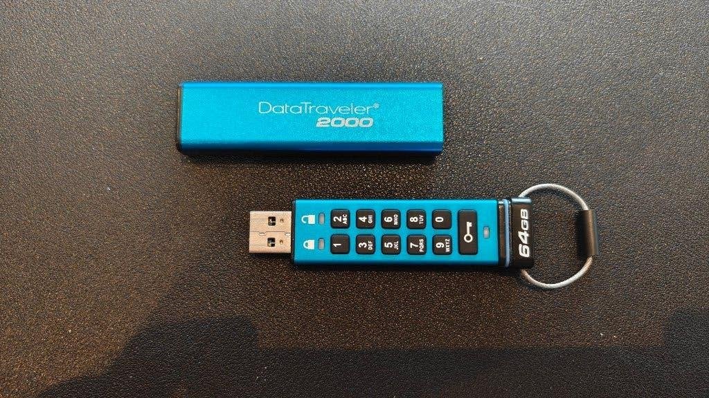 Kingston DataTraveler 2000 64GB, Computers en Software, USB Sticks, 64 GB, Verzenden