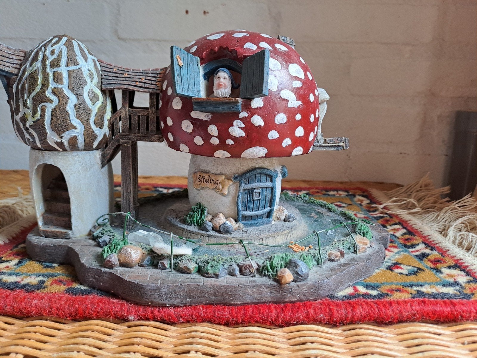 Efteling paddenstoel huisje met kabouter beeldje, Ophalen of Verzenden