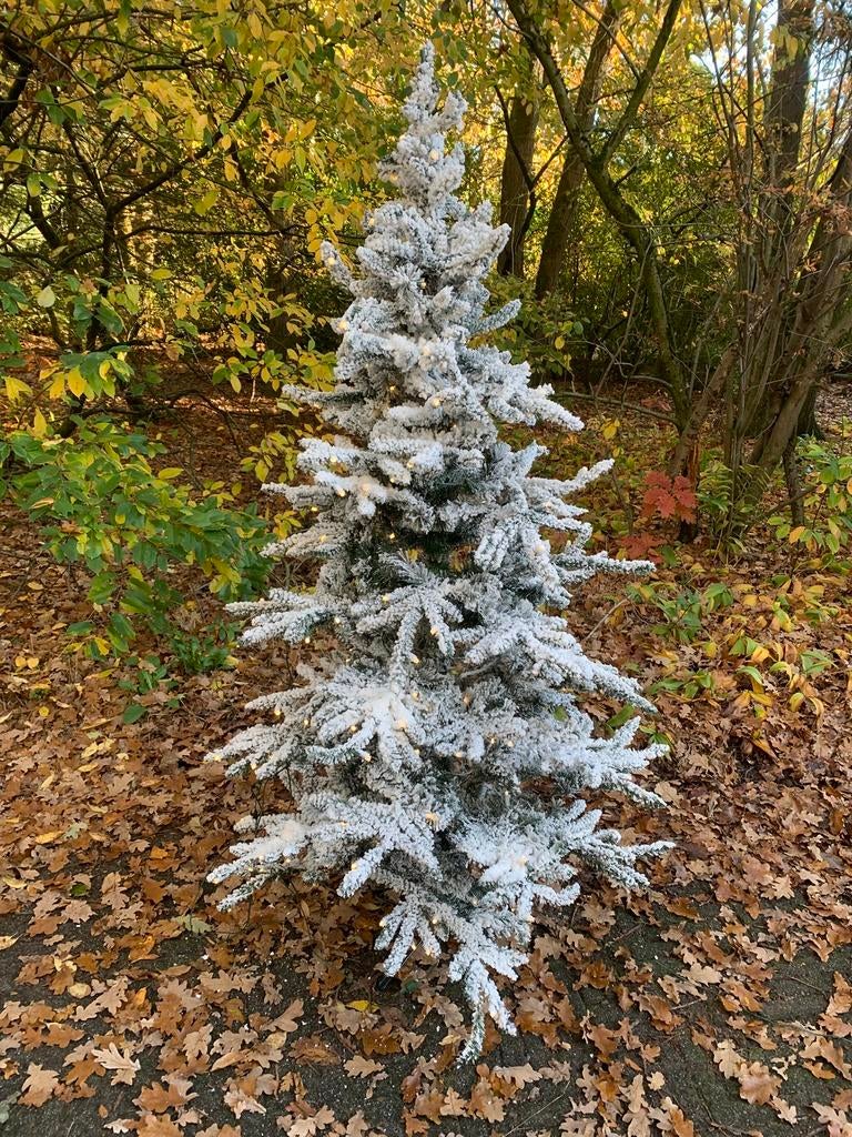 Nieuwe kunst kerstboom met sneeuw en verlichting SIA 175 cm, Diversen, Kerst, Ophalen of Verzenden, Zo goed als nieuw
