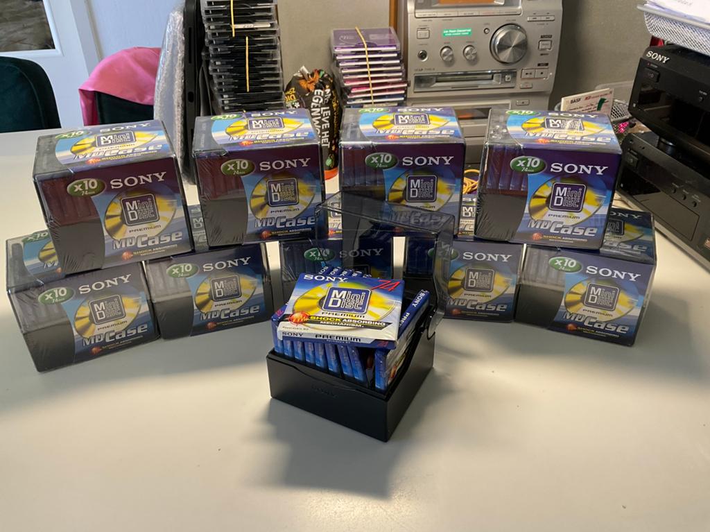 Minidiscbakjes met 10x disc’s nieuw in verpakking 74 min., Ophalen of Verzenden