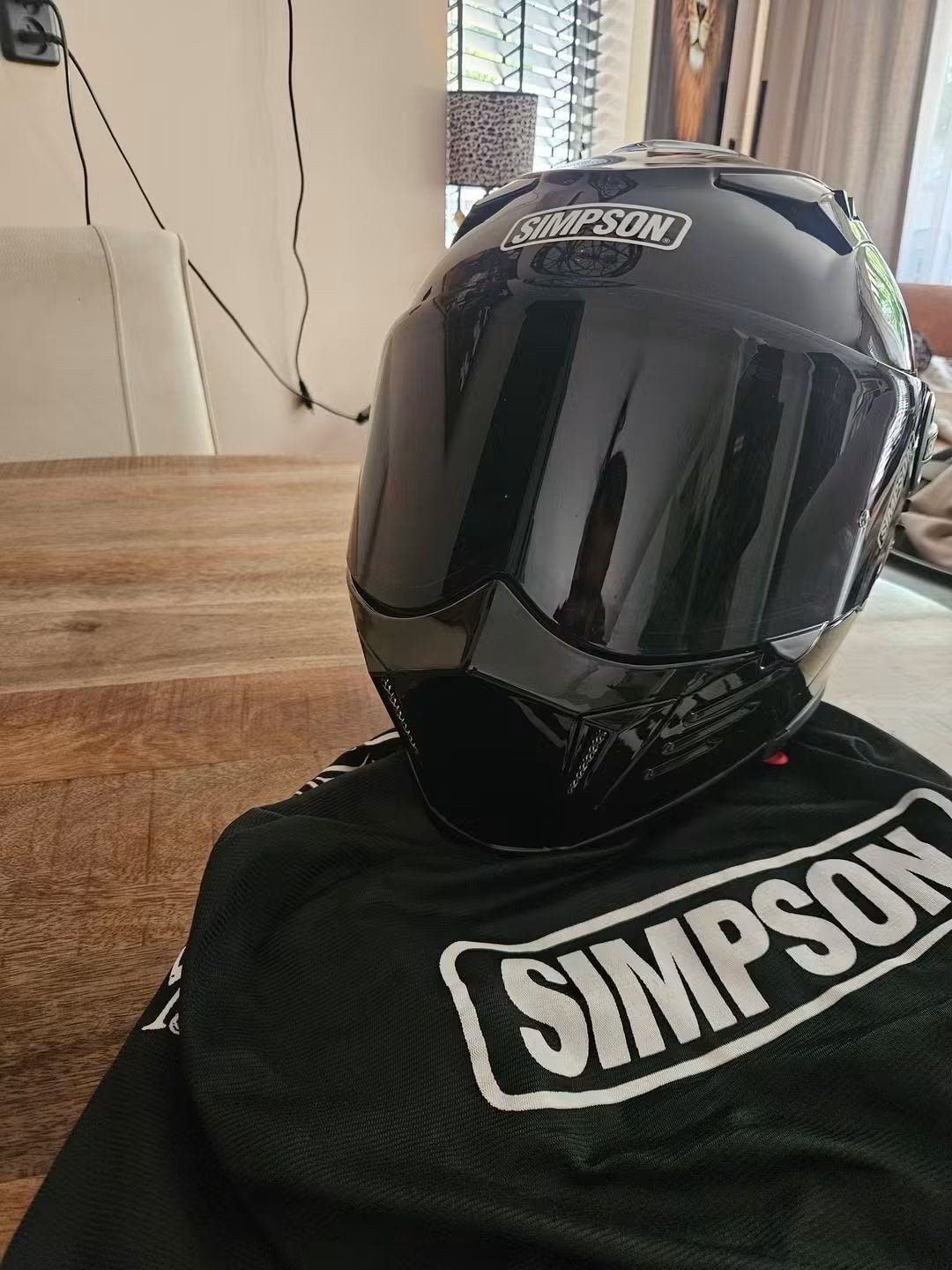 Simpson Bandit Darksome Integraalhelm - Maat L - Zwart, Motoren, Overige merken, Integraalhelm, L, Tweedehands