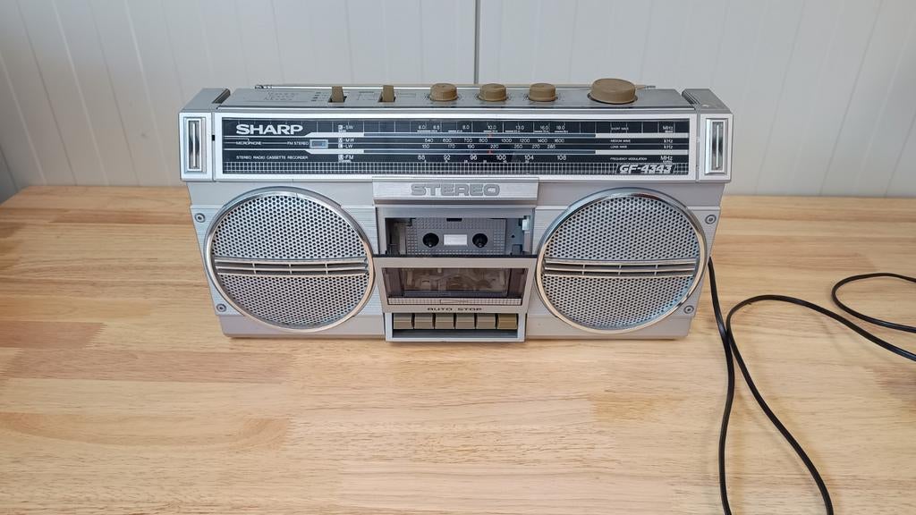Sharp GF-4343 Vintage Boombox Radio Cassette Recorder, Ophalen of Verzenden, Gebruikt, Radio