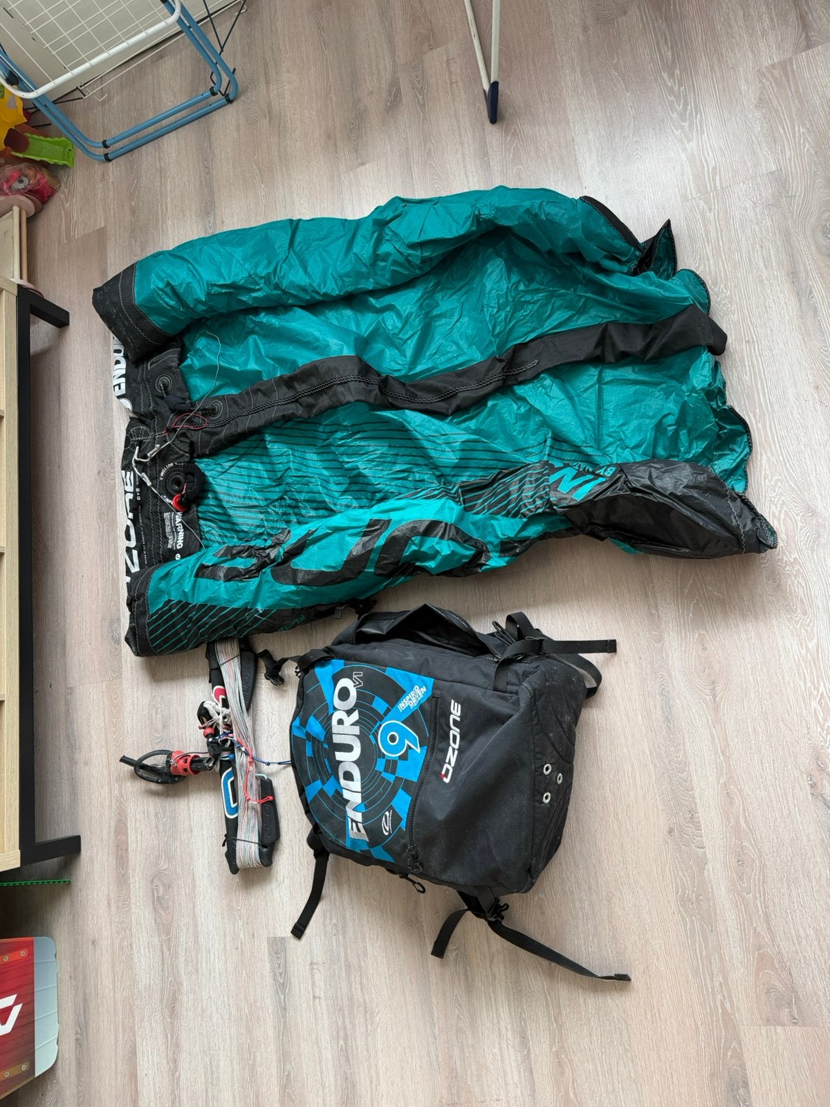 Ozone Enduro V1     9 meter, Watersport en Boten, Ophalen, Gebruikt, 9 m², Geen board