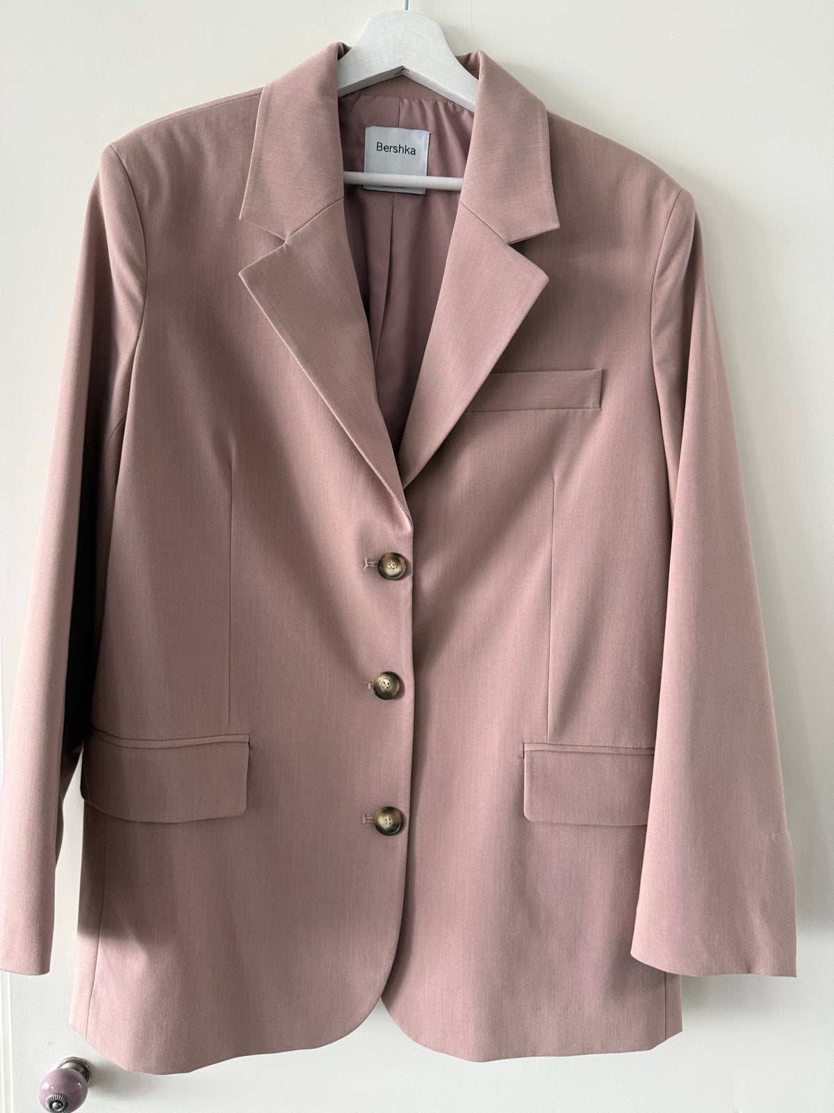Bershka blazer roze maat S, Kleding | Dames, Nieuw, Ophalen of Verzenden, Jasje, Roze