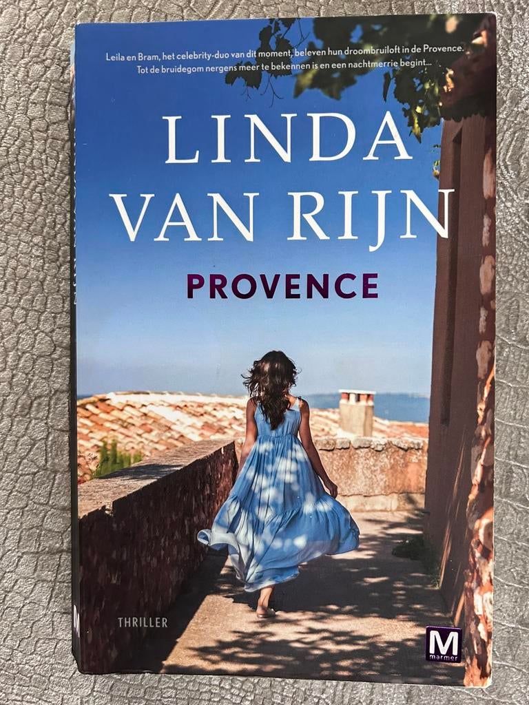 Linda van Rijn - Provence, Boeken, Thrillers, Zo goed als nieuw, Ophalen of Verzenden