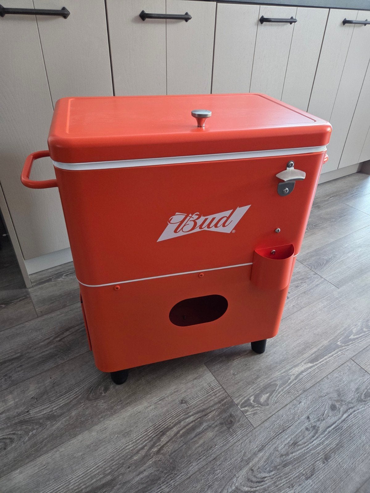 Budweiser Koelbox op wielen - Oranje, Caravans en Kamperen, Koelboxen, Ophalen, Nieuw, Koelbox, Koelelement