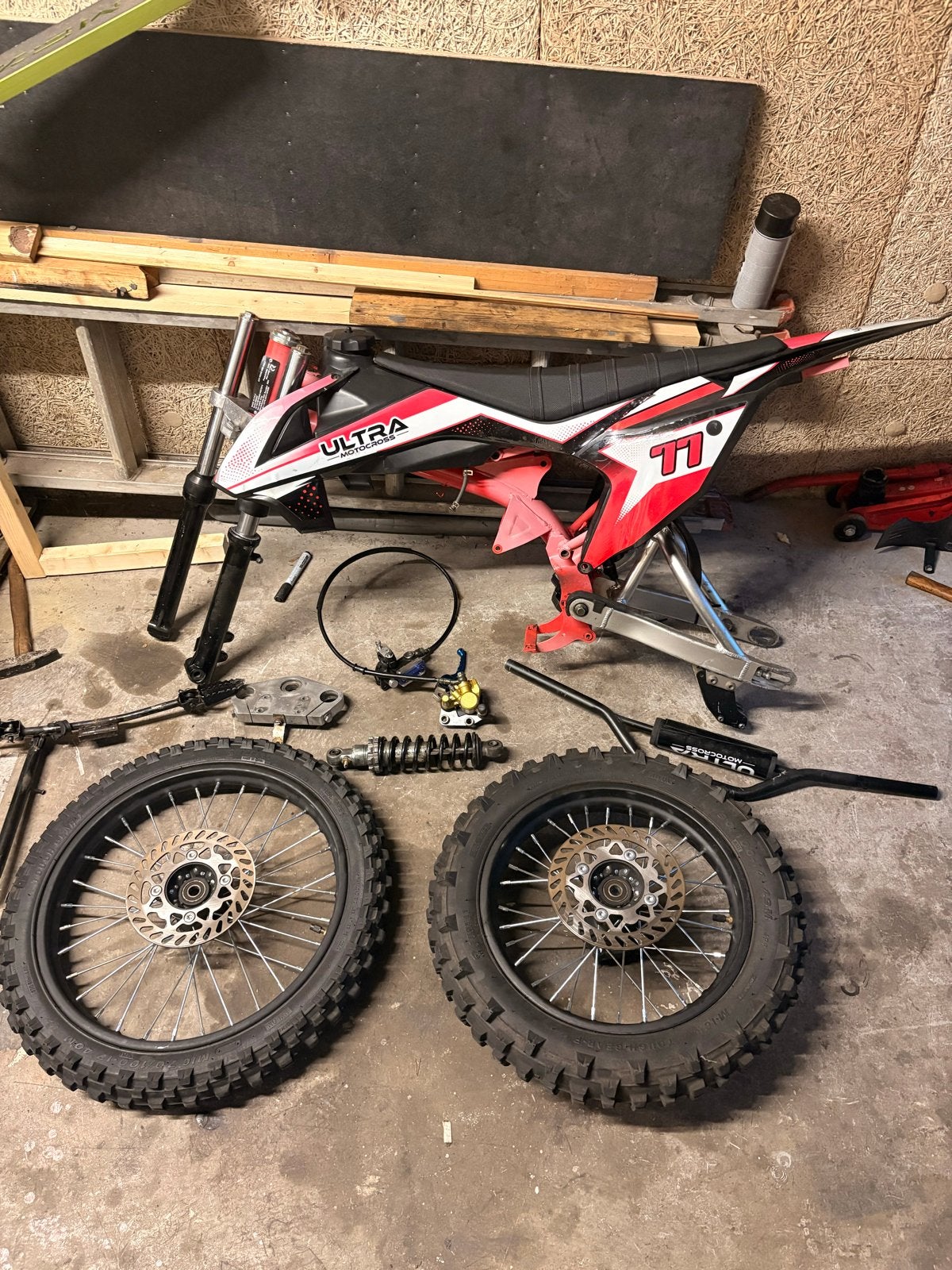 Pitbike 2024 Roller - Zonder Motorblok, Fietsen en Brommers, Ophalen of Verzenden, Gebruikt, Schijfrem, Pitbike