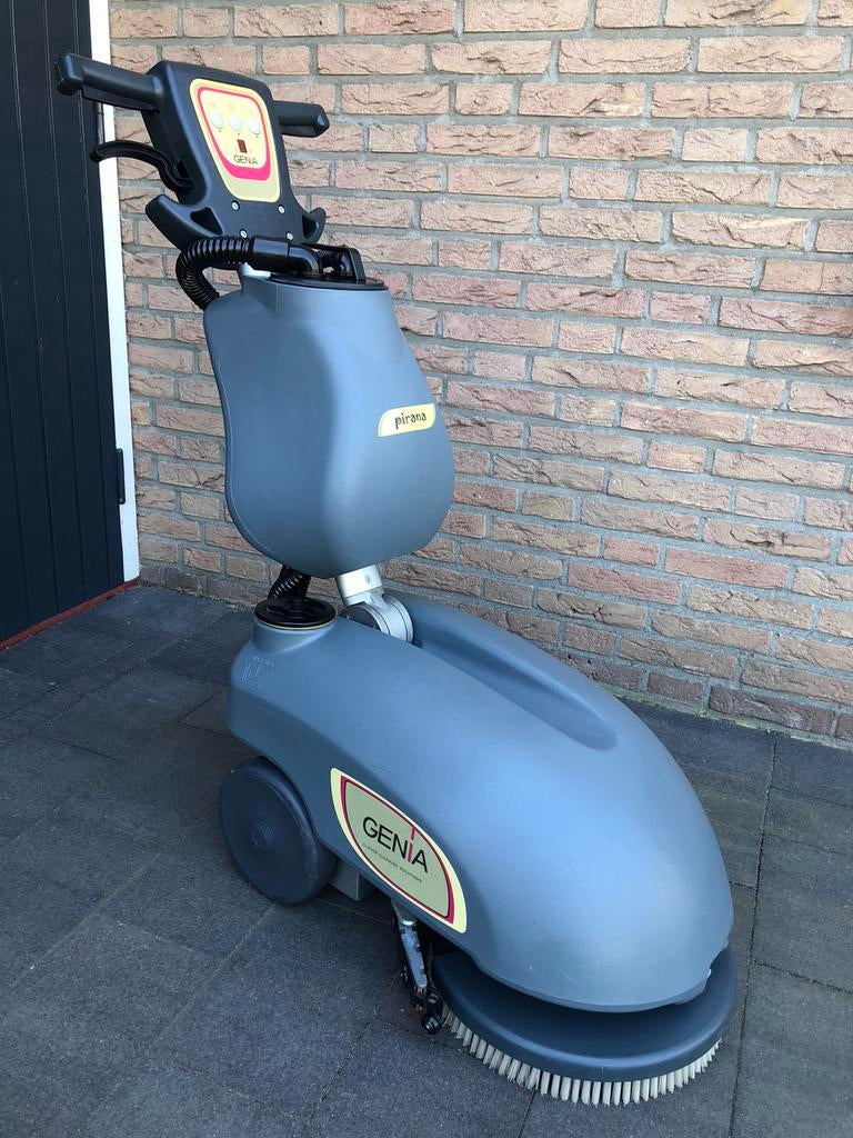 Schrobmachine Fimap Genia B nieuwe onderhoudsvrije batterij, Ophalen, Overige typen