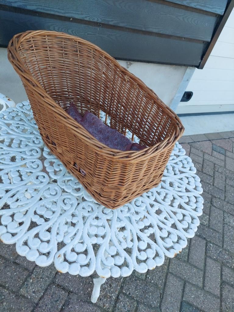 Hondenfietsmand rieten katten fietsmand, Ophalen of Verzenden, Gebruikt
