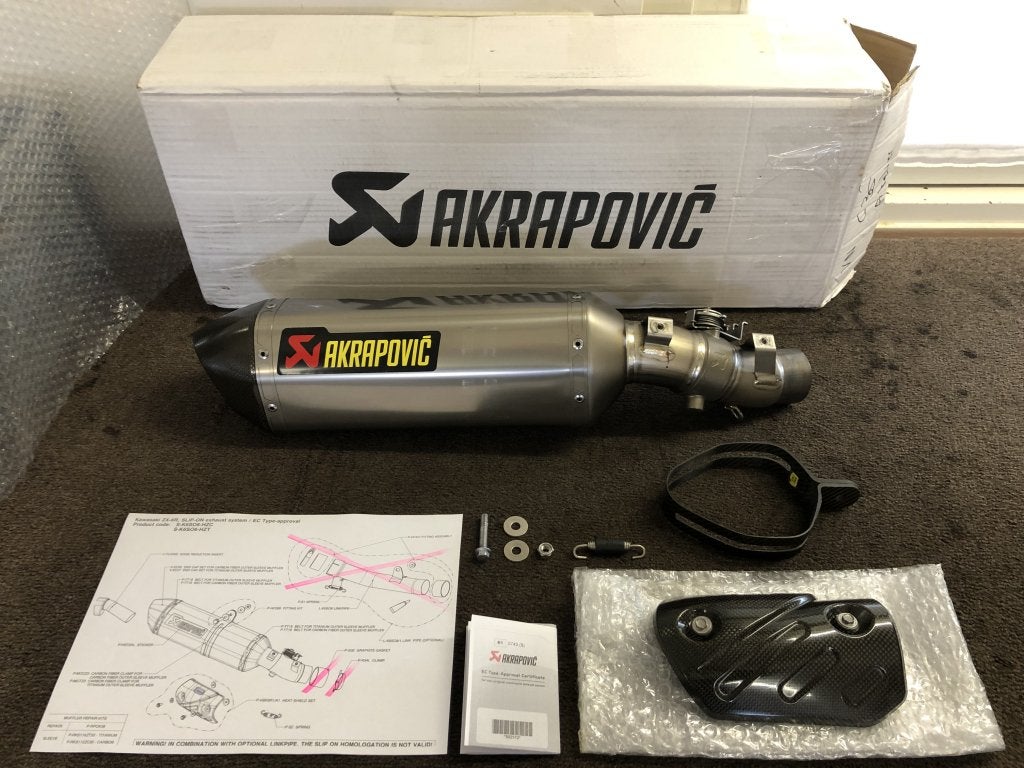 Akrapovic Hexagonal uitlaat demper Kawasaki ZX-6R ZX6R 09-18, Malo Hudo 8a, Ivan?na Gorica, 1295, SI, Gebruikt, Verzenden, Media@akrapovic.com