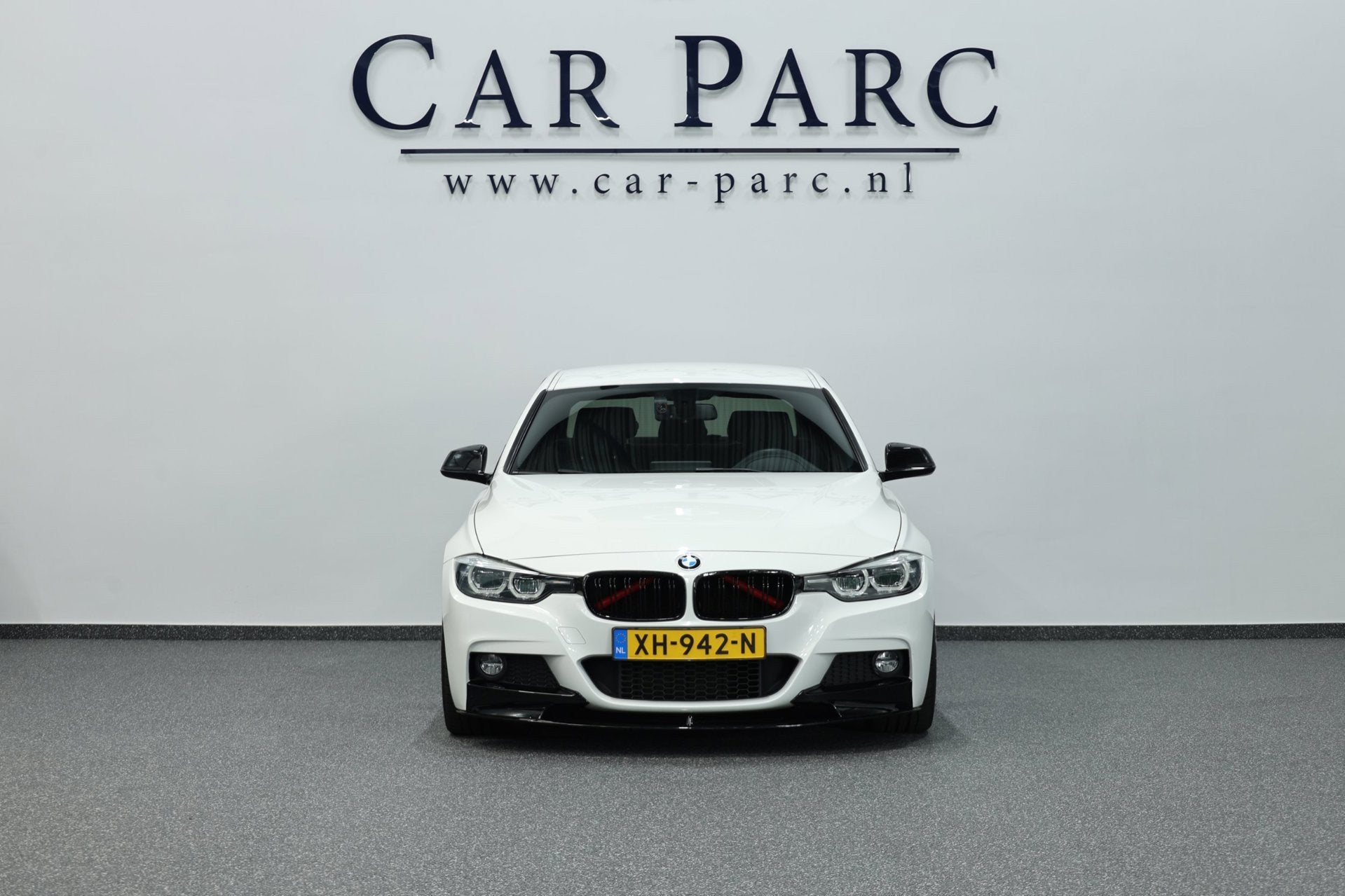 BMW 3-serie 320i M-Performance M-Sport/LED/VIRTUAL/LEER+S.VE, Auto's, Automaat, Achterwielaandrijving, Euro 6, 4 cilinders