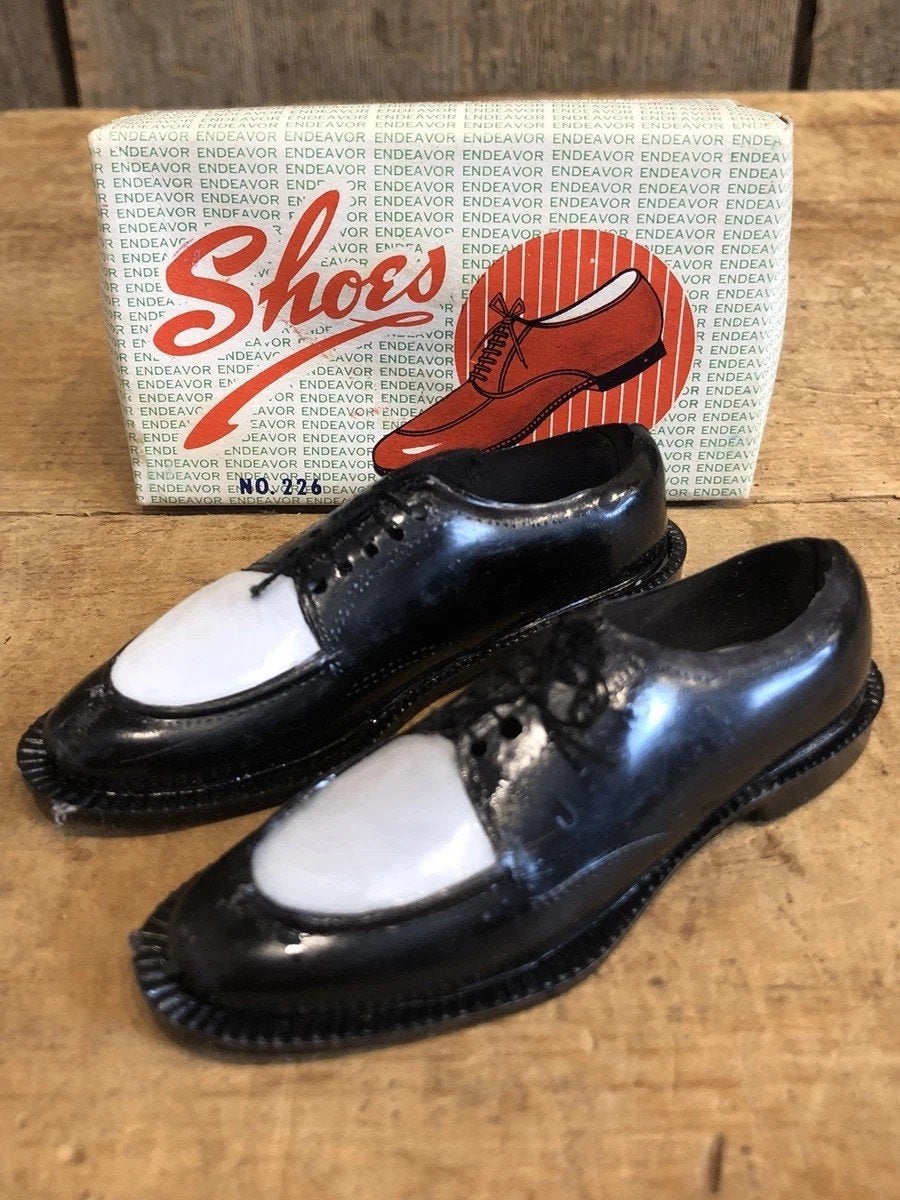 Vintage poppenschoenen zwart-wit met originele doos, Ophalen of Verzenden
