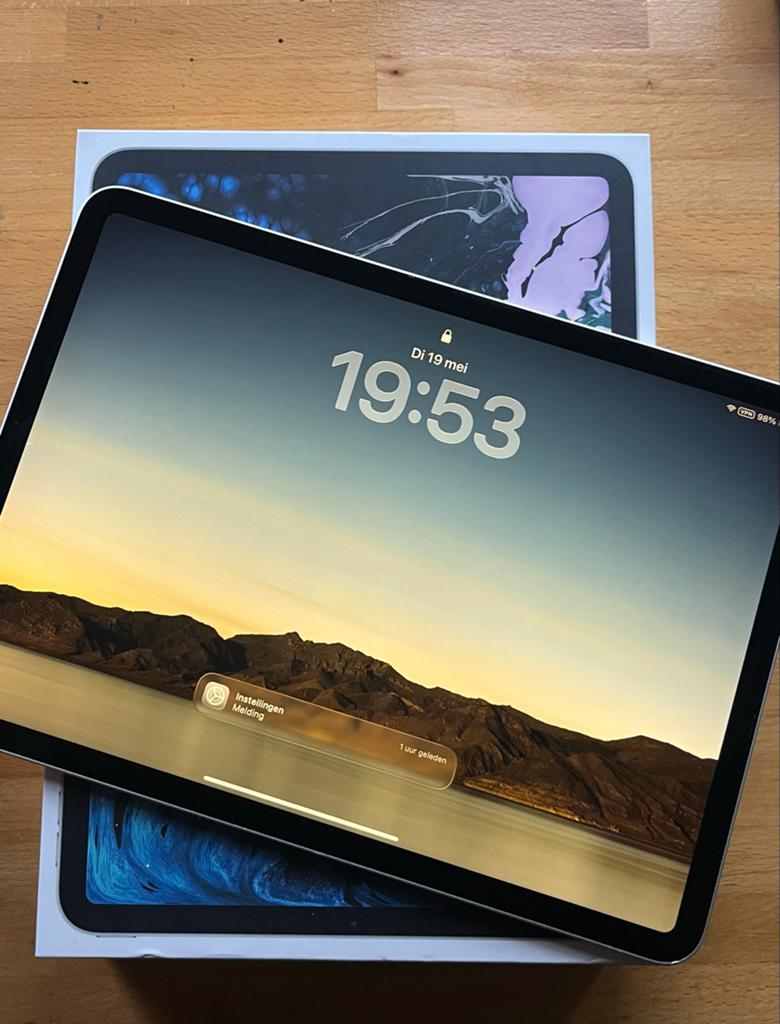 Apple iPad Pro 11-inch (2018) Wi-Fi 64GB Zilver, Computers en Software, Apple iPads, Gebruikt, 11 inch, Ophalen of Verzenden, Apple iPad Pro