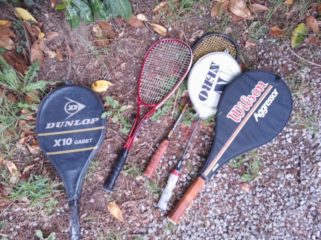 Tennisrackets,samen 15 euro, Sport en Fitness, Badminton, Ophalen of Verzenden, Racket(s)