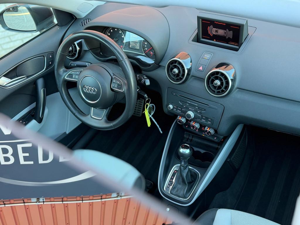 Audi A1 Sportback 1.4 TFSI S-Line Pano Cruise Navi Sfeer PDC, Euro 5, Stof, Zwart, 4 cilinders