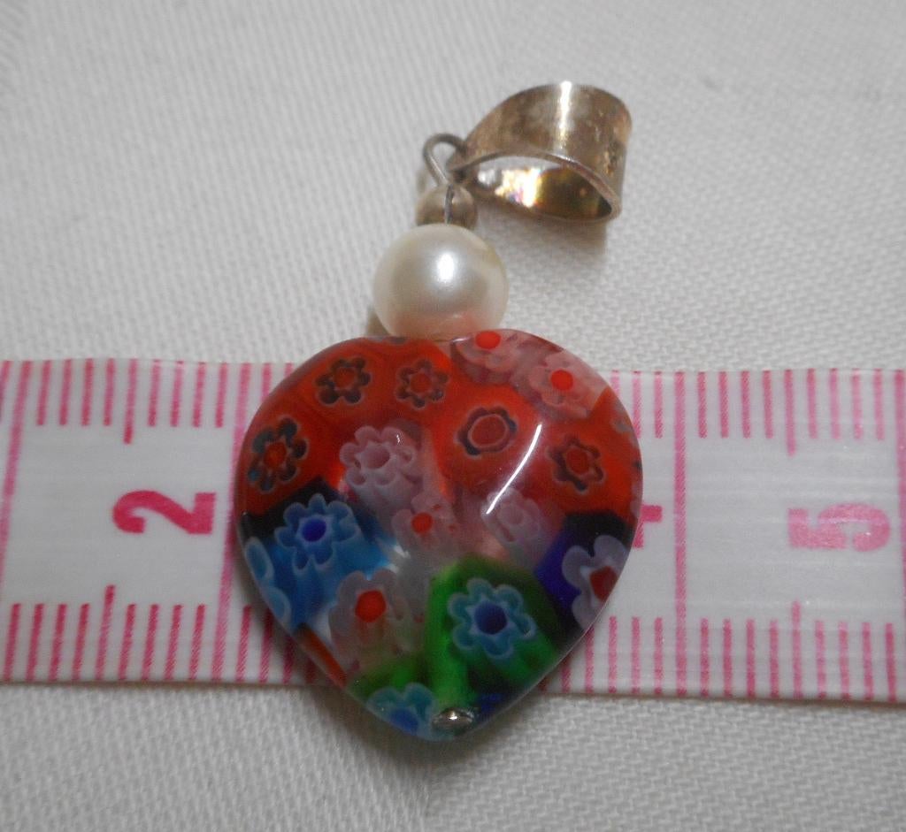 Hart hanger glas met bloemetjes en zilveren hangoog nr.1654, Overige kleuren, Zo goed als nieuw, Hart, Glas of Kristal