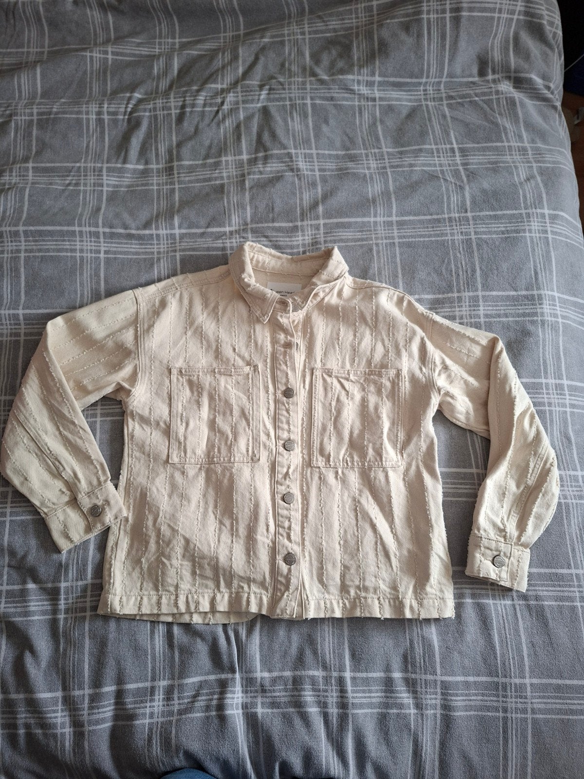 Queen Hearts spijkerjasje beige/crème maat S, Beige, Ophalen of Verzenden, Zo goed als nieuw, Maat 36 (S)