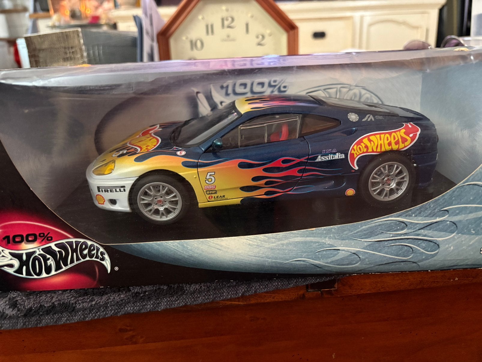 Ferrari.    360.   Modena.        Hot Wheels., Hobby en Vrije tijd, Modelauto's | 1:18, Ophalen of Verzenden, Zo goed als nieuw
