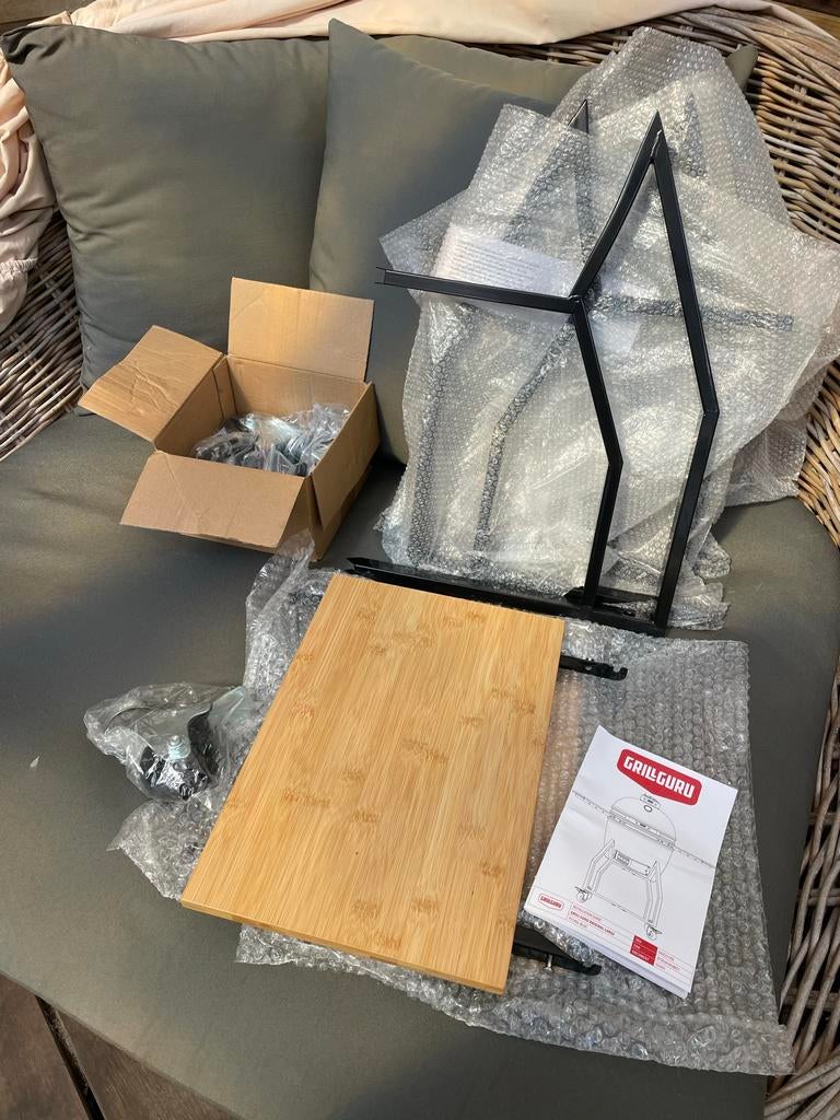 Grill Guru large onderstel met wielen en zijplanken, Tuin en Terras, Ophalen, Nieuw