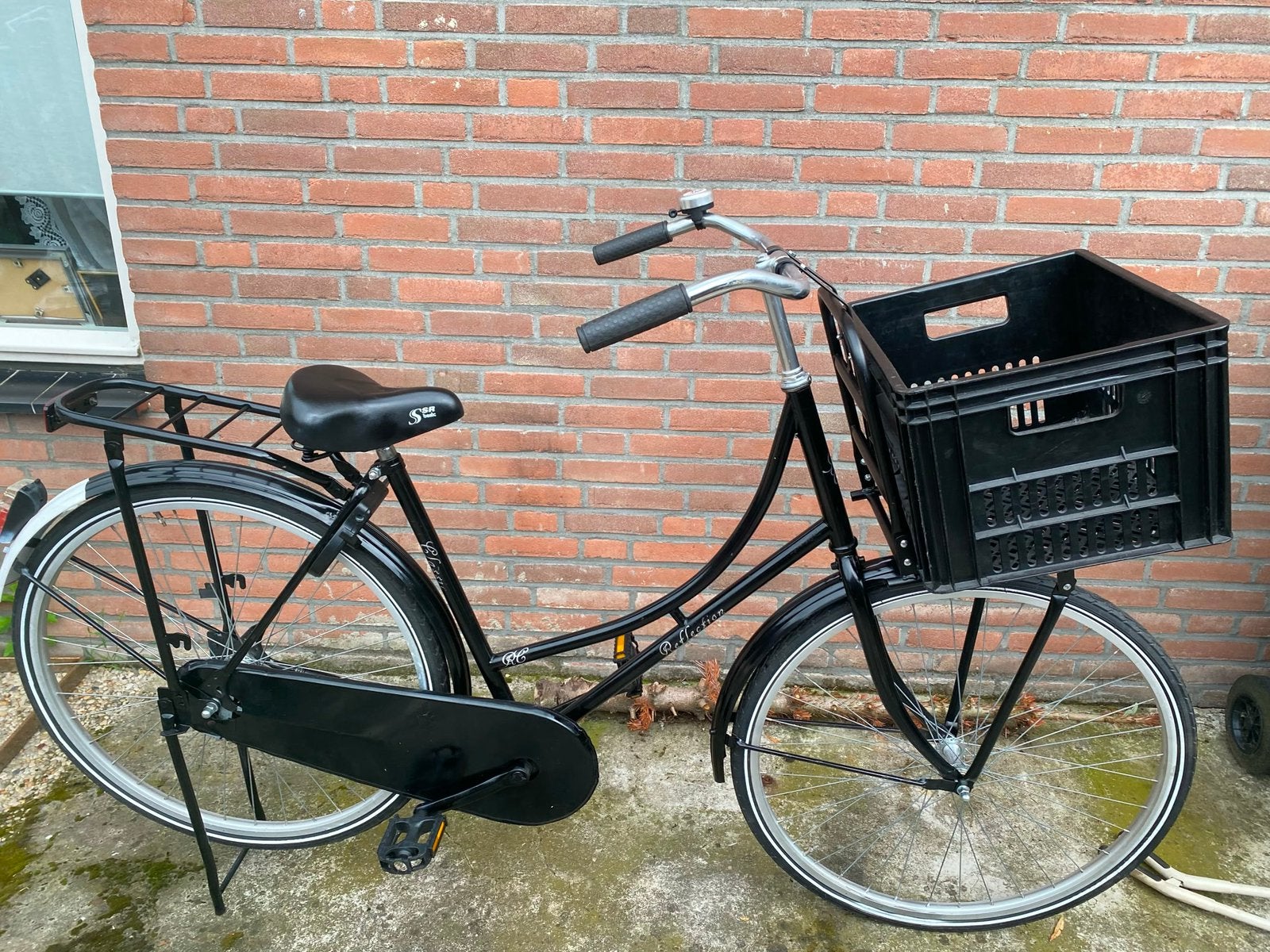 Zeer nette omafiets 28 inch terugtrap met fietsbak, 56 cm of meer, Ophalen of Verzenden, Zo goed als nieuw