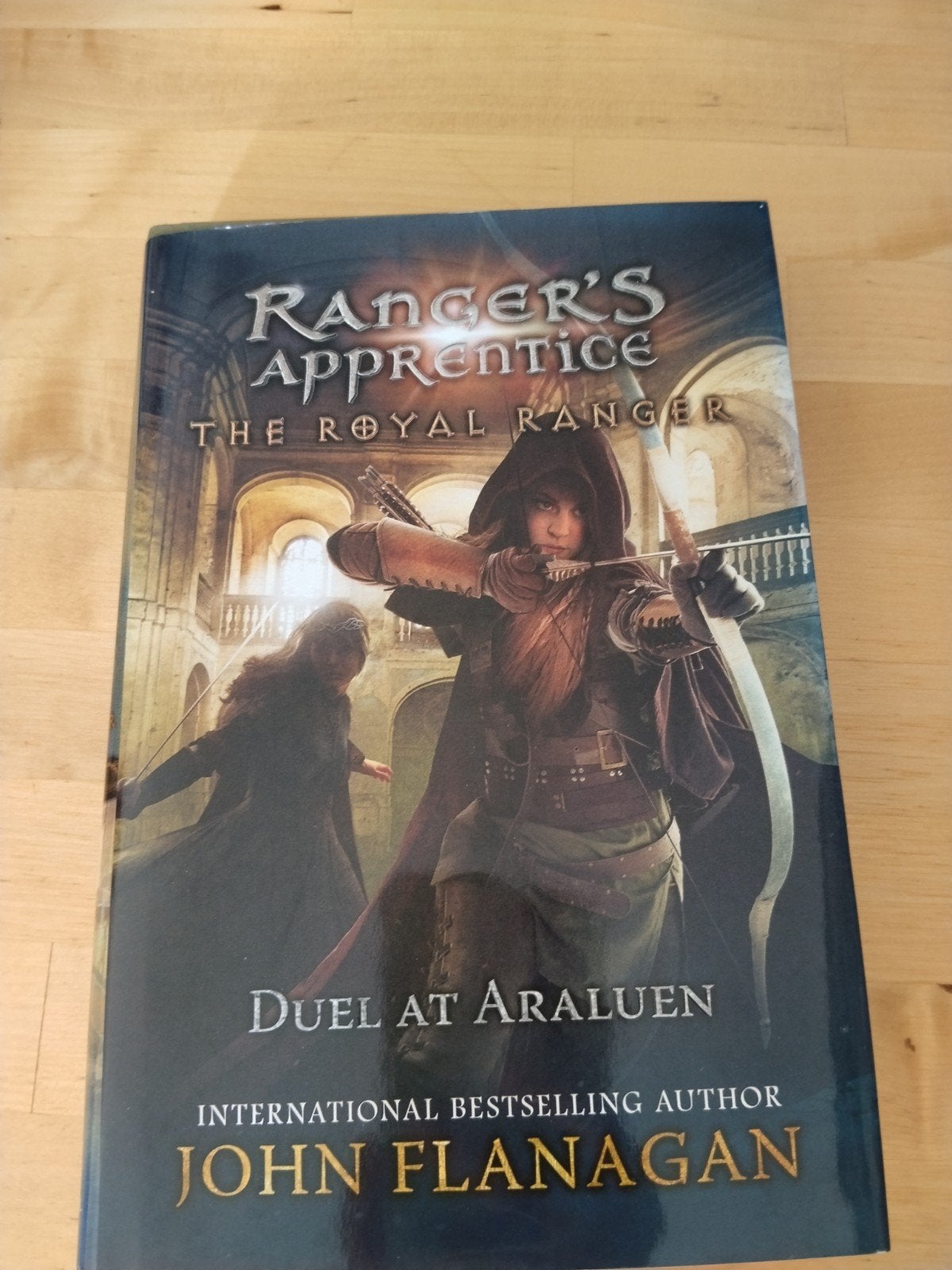 Ranger's Apprentice: The Royal Ranger - Duel at Araluen, Boeken, Fantasy, Zo goed als nieuw, Ophalen of Verzenden