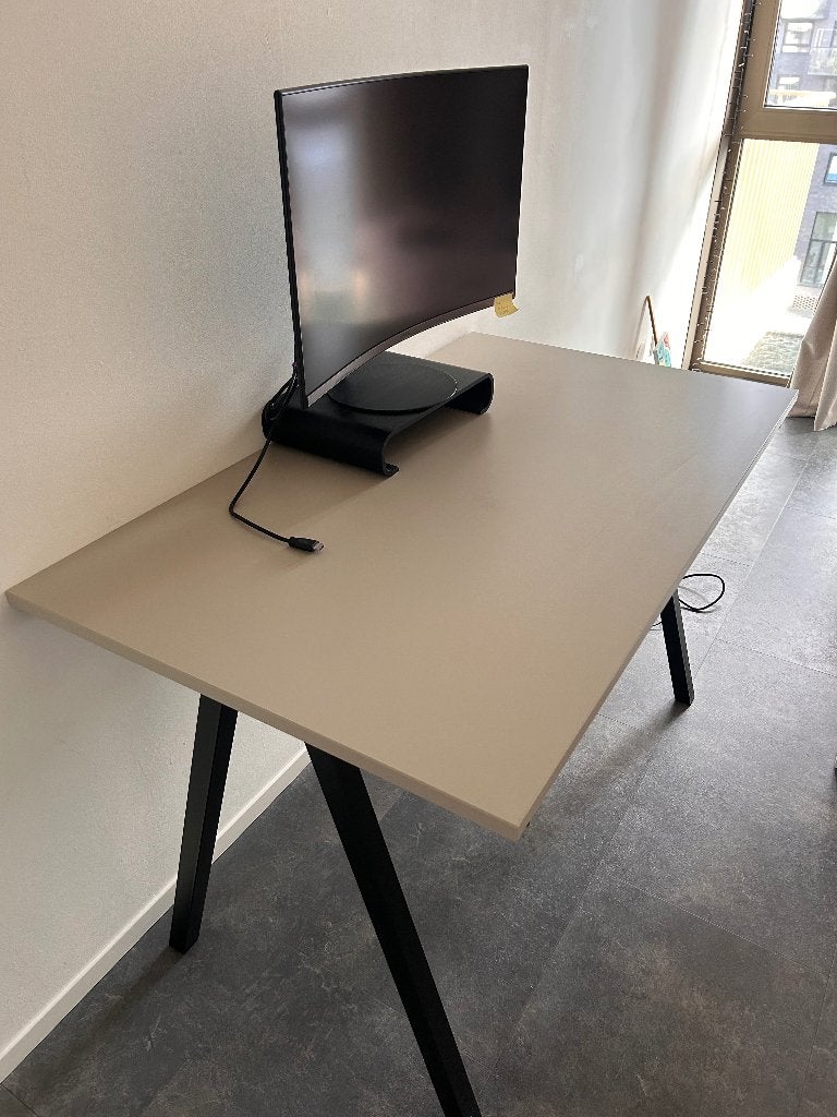 New IKEA desk - perfect condition, Ophalen, Overige typen, 120 cm, Spaanplaat of MDF